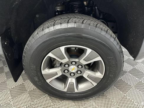 Used 2020 Chevrolet Colorado Z71 AWD/4WD image 13