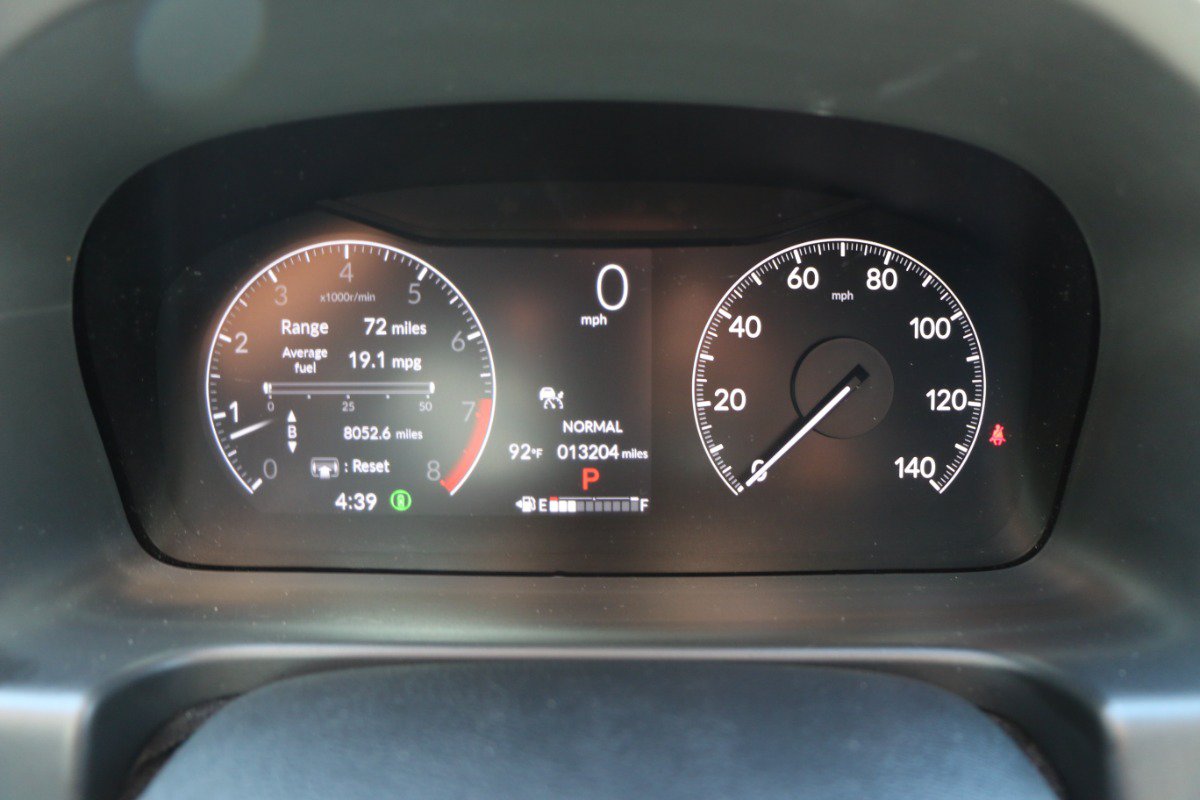 Used 2025 Honda Odyssey Elite image 36