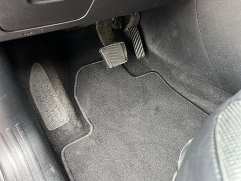 Used 2020 Jeep Cherokee Limited AWD/4WD image 17