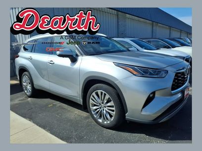 Used 2023 Toyota Highlander Platinum
