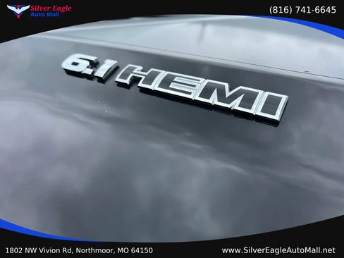 Used 2010 Dodge Challenger SRT8 w/ SRT Option Group II RWD image 11