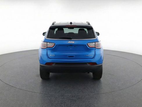 Used 2025 Jeep Compass Limited AWD/4WD image 7