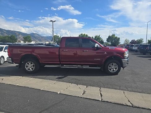 Used 2020 RAM 3500 Laramie AWD/4WD image 4