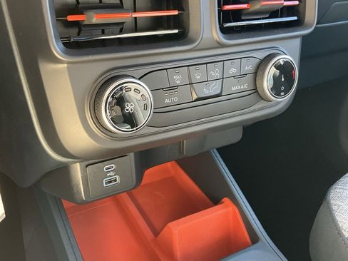 Used 2024 Ford Maverick XLT image 13