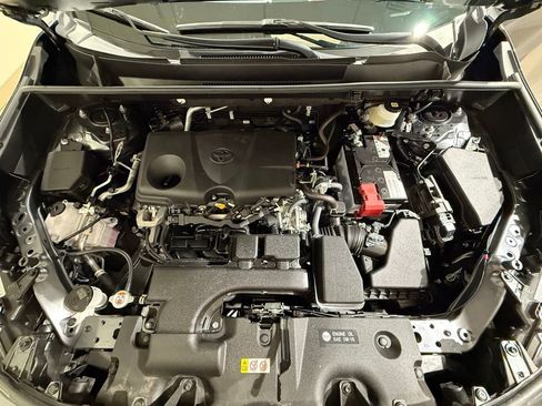 Certified 2023 Toyota RAV4 XLE Premium AWD/4WD image 10