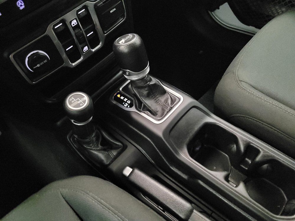 Used 2018 Jeep Wrangler Unlimited Sport S AWD/4WD image 26