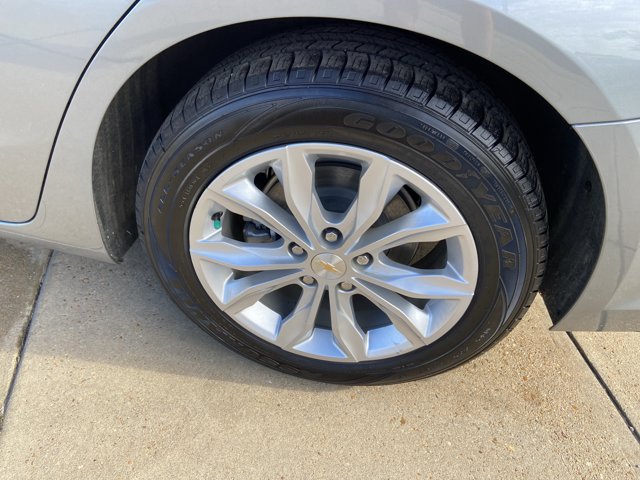 Used 2024 Chevrolet Malibu LT FWD image 30
