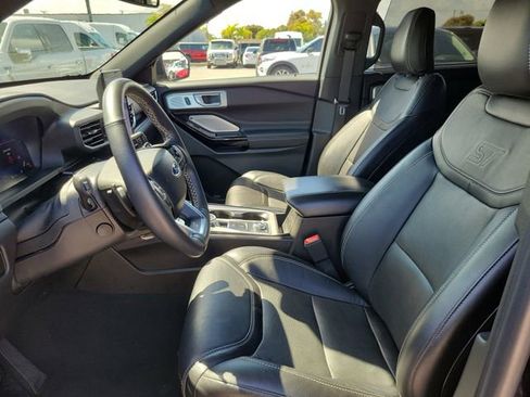 Used 2023 Ford Explorer ST w/ Equipment Group 401A image 18