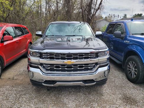 Used 2016 Chevrolet Silverado 1500 LTZ w/ LTZ Plus Package AWD/4WD image 2