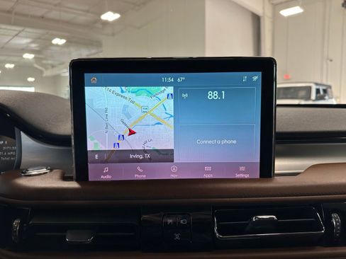 Used 2022 Lincoln Aviator Reserve w/ Class IV Trailer Tow Package image 26