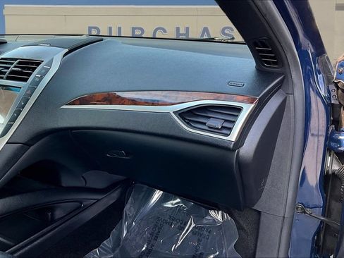 Used 2018 Lincoln MKZ Reserve FWD image 28