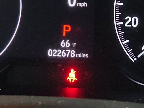 Used 2021 Honda Accord Sport image 10