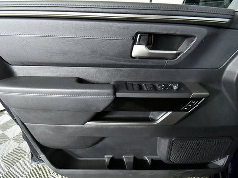 Used 2024 Toyota Tundra Limited image 21