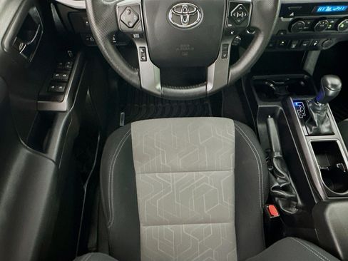 Used 2023 Toyota Tacoma TRD Sport image 21