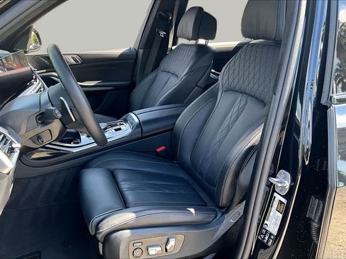 Used 2026 BMW X7 xDrive40i w/ M Sport Package AWD/4WD image 7