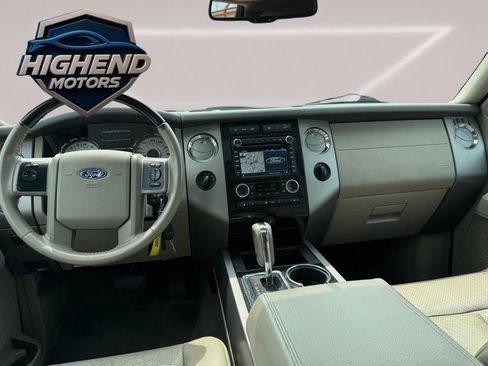 Used 2014 Ford Expedition Limited w/ Equipment Group 301A AWD/4WD image 28