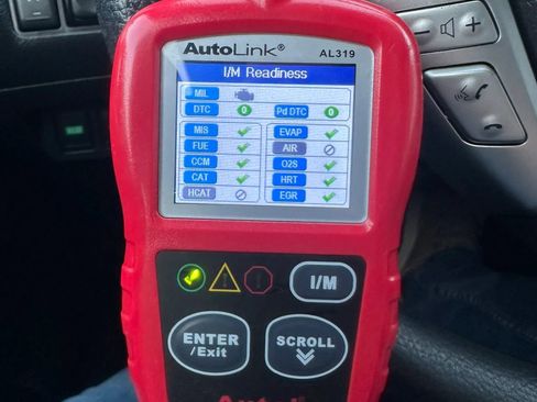 Used 2015 Nissan Sentra S image 15