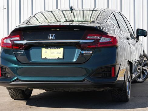 Used 2018 Honda Clarity Touring image 4