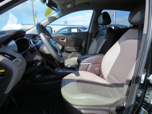 Used 2013 Hyundai Tucson GLS FWD image 13