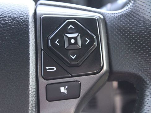 Used 2016 Toyota Tacoma TRD Off-Road w/ Exterior Package image 30