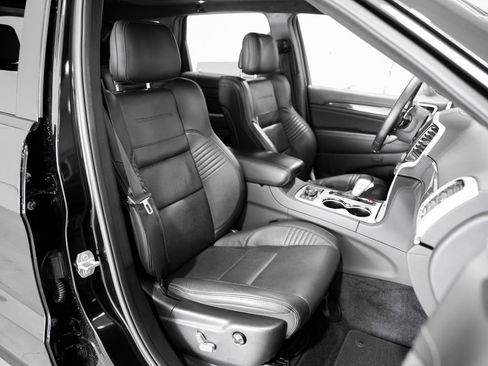 Used 2018 Jeep Grand Cherokee Trackhawk image 24