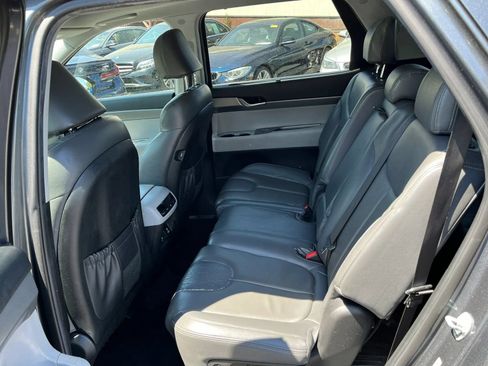 Used 2020 Hyundai Palisade SEL FWD image 15
