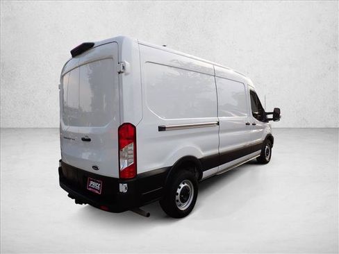 Used 2022 Ford Transit 250 Medium Roof RWD image 4