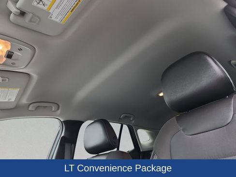 Certified 2025 Chevrolet Trax LT w/ LT Convenience Package image 13
