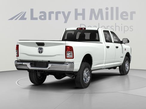 Used 2022 RAM 2500 Big Horn w/ Level A Equipment Group AWD/4WD image 2