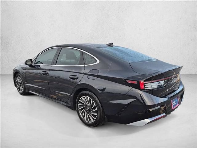 Certified 2025 Hyundai Sonata SEL FWD image 8