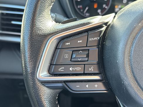 Used 2023 Subaru Outback Limited image 14