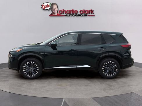 New 2026 Nissan Rogue Platinum AWD/4WD image 3