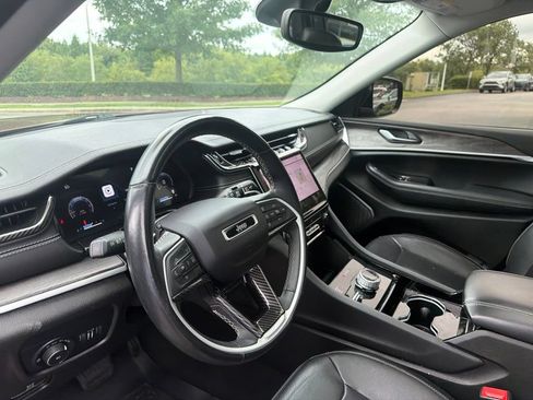Used 2022 Jeep Grand Cherokee Limited AWD/4WD image 8