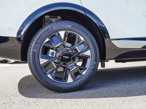 New 2026 Kia Sportage SX AWD/4WD image 9