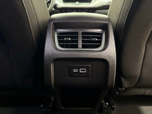 Used 2025 Chevrolet Blazer LT image 27