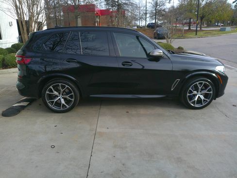 Used 2020 BMW X5 M50i w/ Executive Package image 17