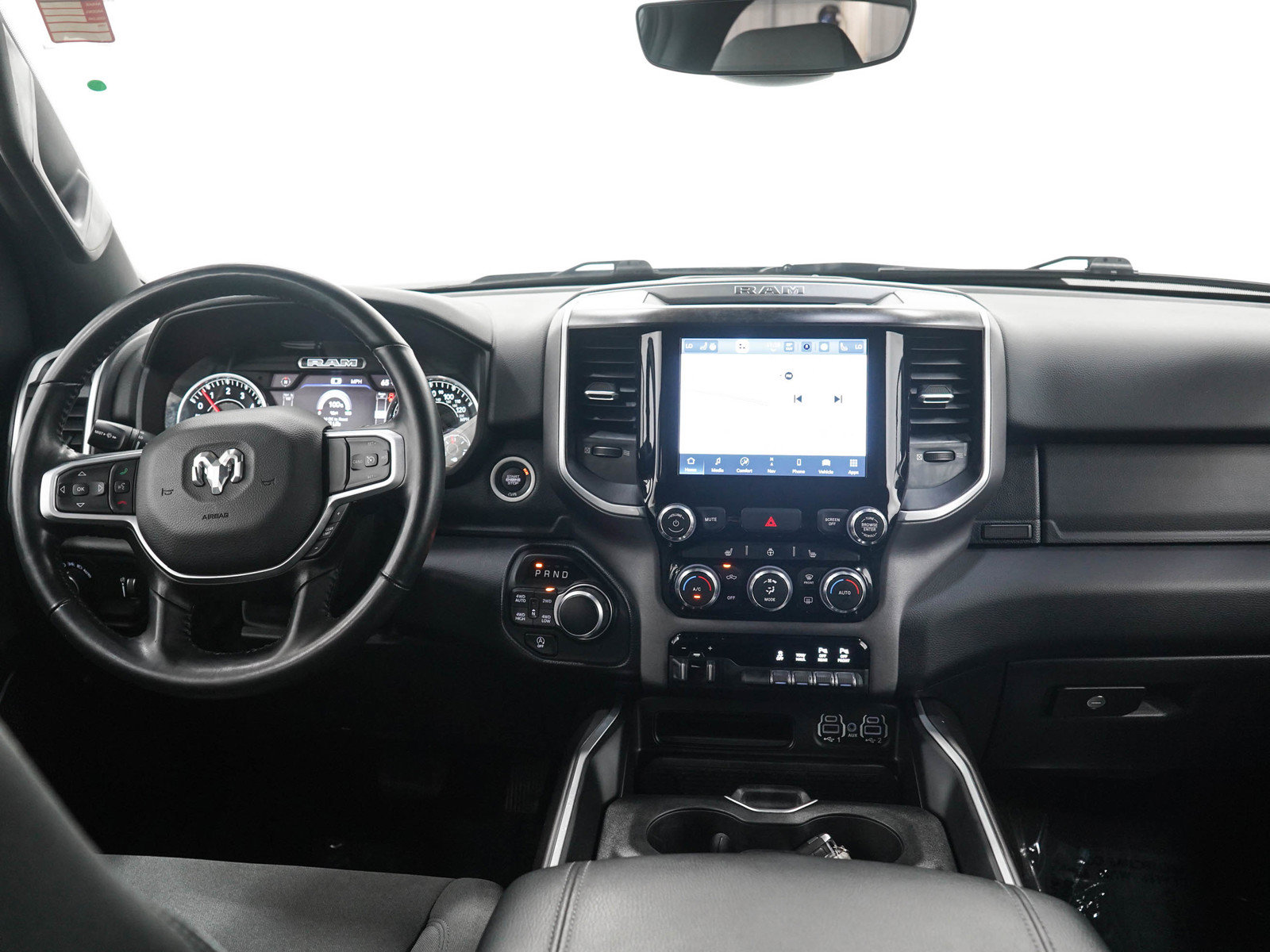 Used 2022 RAM 1500 Big Horn AWD/4WD image 16