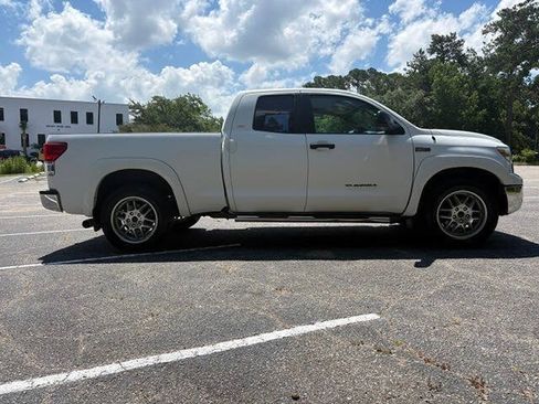 Used 2010 Toyota Tundra 2WD Double Cab w/ Tow Pkg image 5