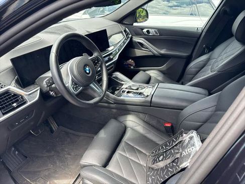 Used 2025 BMW X6 xDrive40i AWD/4WD image 5