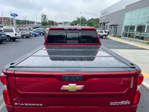 Used 2023 Chevrolet Silverado 2500 High Country w/ Z71 Off-Road Package AWD/4WD image 5