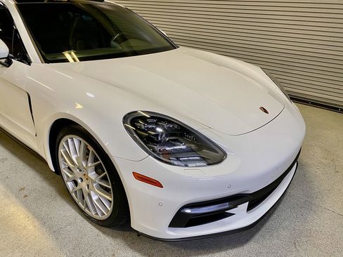 Used 2017 Porsche Panamera 4S AWD/4WD image 14