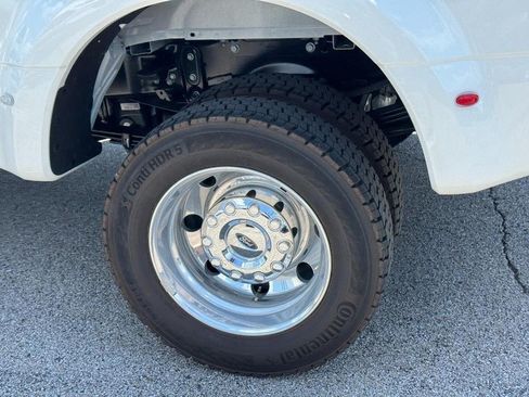 Used 2026 Ford F450 Lariat w/ Lariat Ultimate Package AWD/4WD image 7