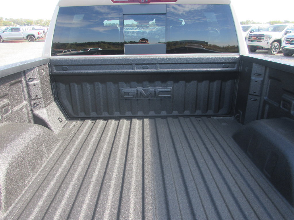 New 2026 GMC Sierra 1500 AT4 w/ AT4 Premium Package AWD/4WD image 6