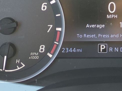 Certified 2024 Nissan Frontier SV w/ Technology Package RWD image 15