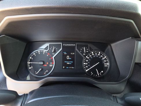 Used 2025 Toyota Tundra SR5 w/ SR5 Premium Package AWD/4WD image 17