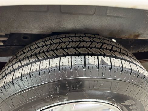 Used 2012 Ford E-350 and Econoline 350 Extended Super Duty w/ PWR Group image 72