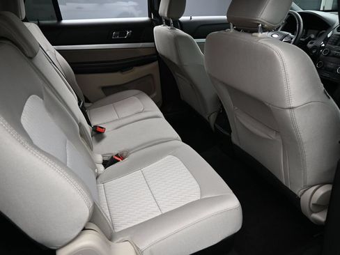 Used 2018 Ford Explorer 4WD image 29
