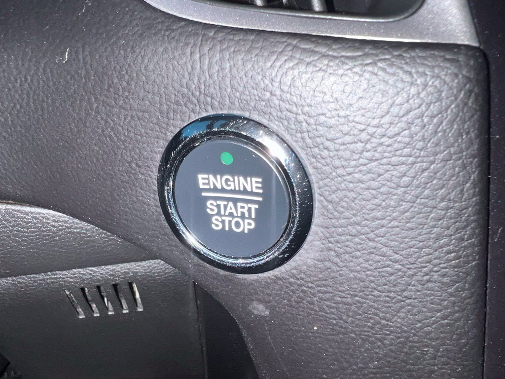 Used 2024 Ford Edge SEL AWD/4WD image 31