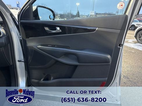 Used 2016 Kia Sorento EX image 36