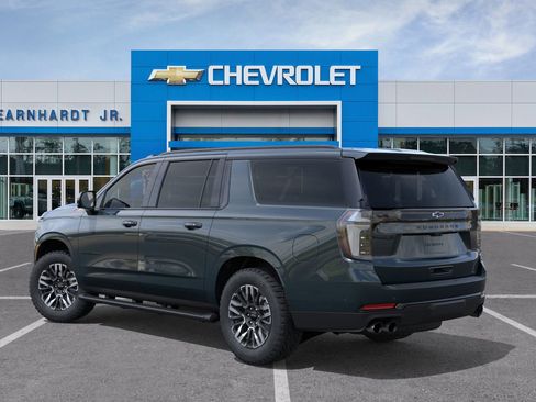 New 2026 Chevrolet Suburban Z71 image 5